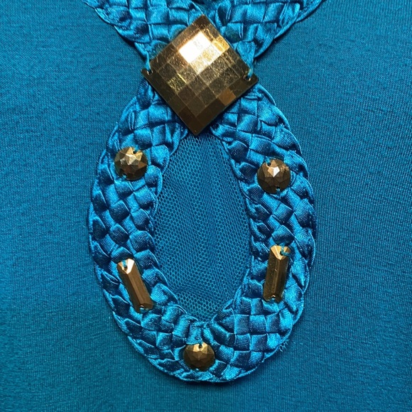 St. John Embellished Neck-Line Knit Top - Picture 4 of 9